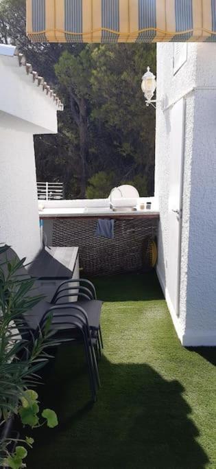 House In The Center Of Albir, 2 Min Walk From The Beach El Albir Buitenkant foto